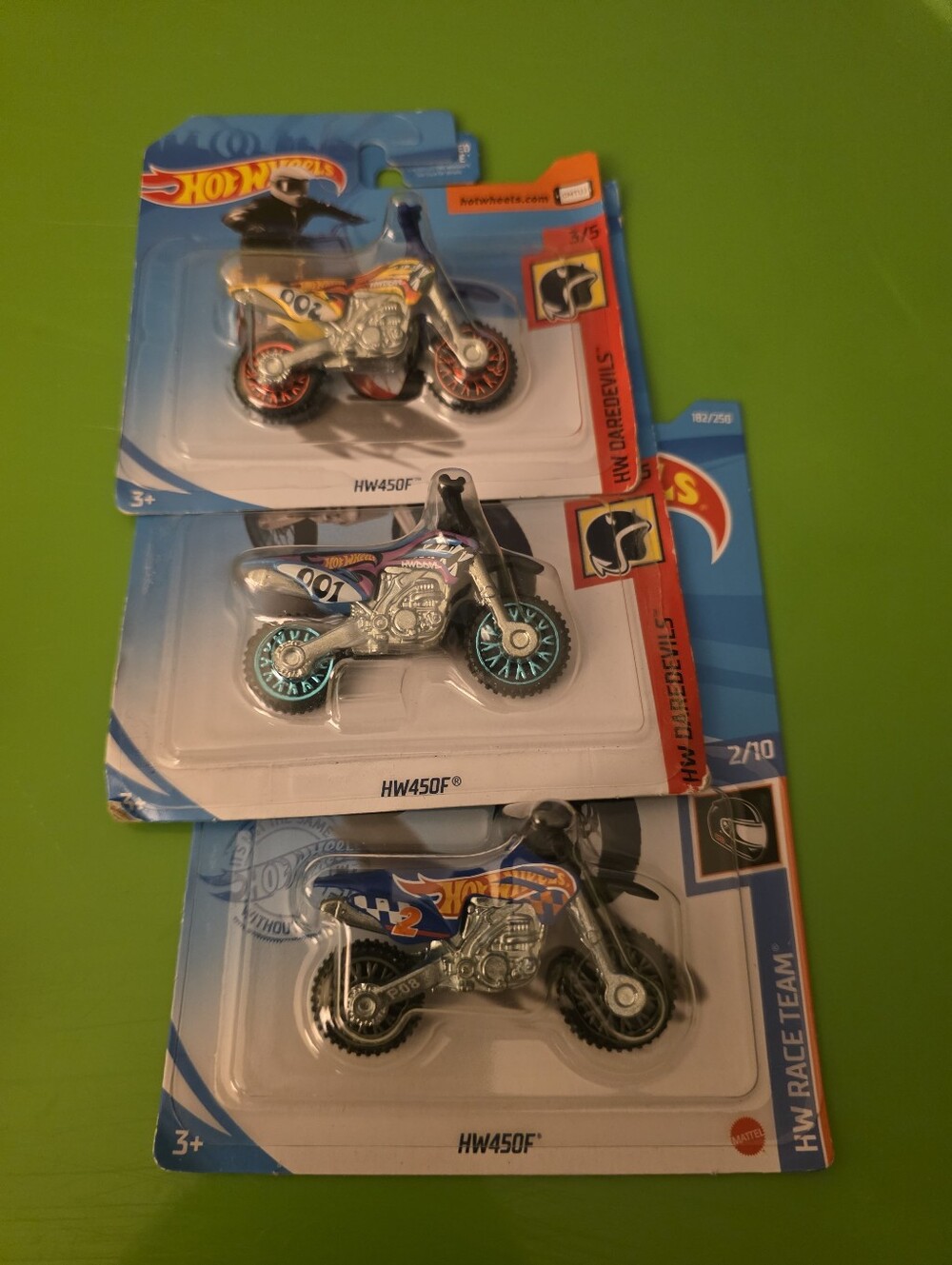 Hot Wheels HW450F Kids Motorcycle Toy - Blue, Teal, Orange (3-Pack)